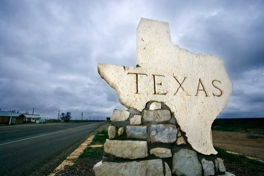 stone texas border sign